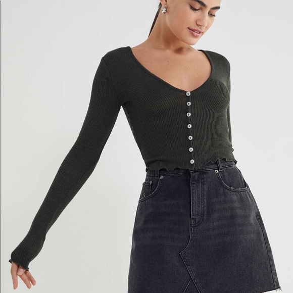 Urban Outfitters Tops - URBAN OUTFITTERS Benny Cosy Long Sleeve Crop Top